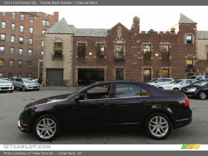Tuxedo Black Metallic / Charcoal Black 2011 Ford Fusion SEL