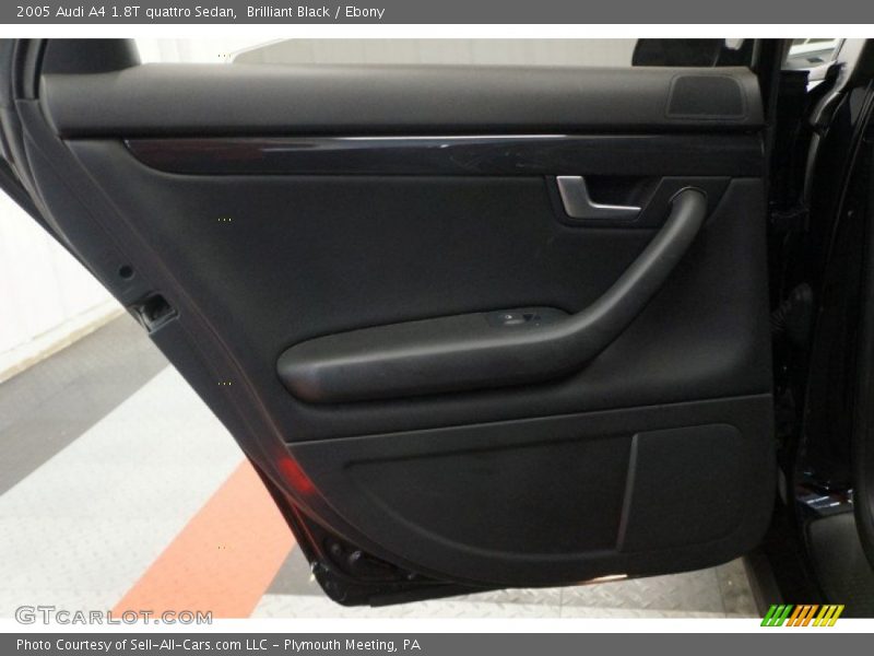 Brilliant Black / Ebony 2005 Audi A4 1.8T quattro Sedan