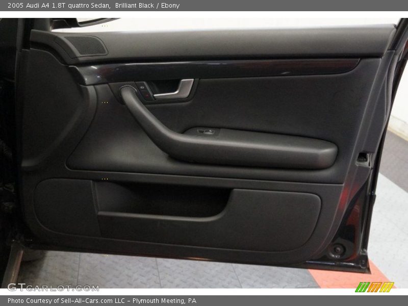 Brilliant Black / Ebony 2005 Audi A4 1.8T quattro Sedan