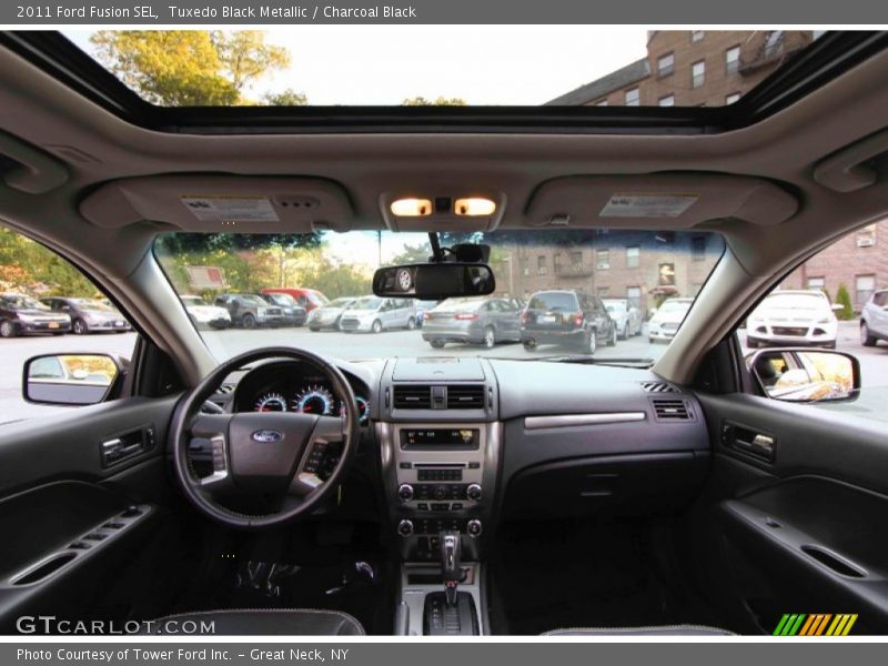 Tuxedo Black Metallic / Charcoal Black 2011 Ford Fusion SEL
