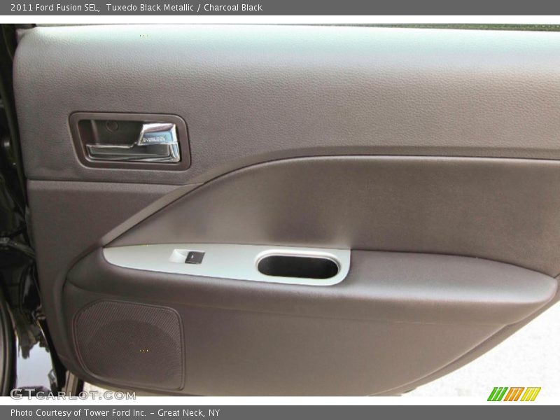 Tuxedo Black Metallic / Charcoal Black 2011 Ford Fusion SEL