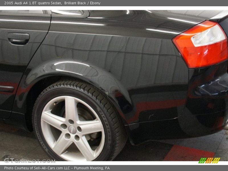 Brilliant Black / Ebony 2005 Audi A4 1.8T quattro Sedan
