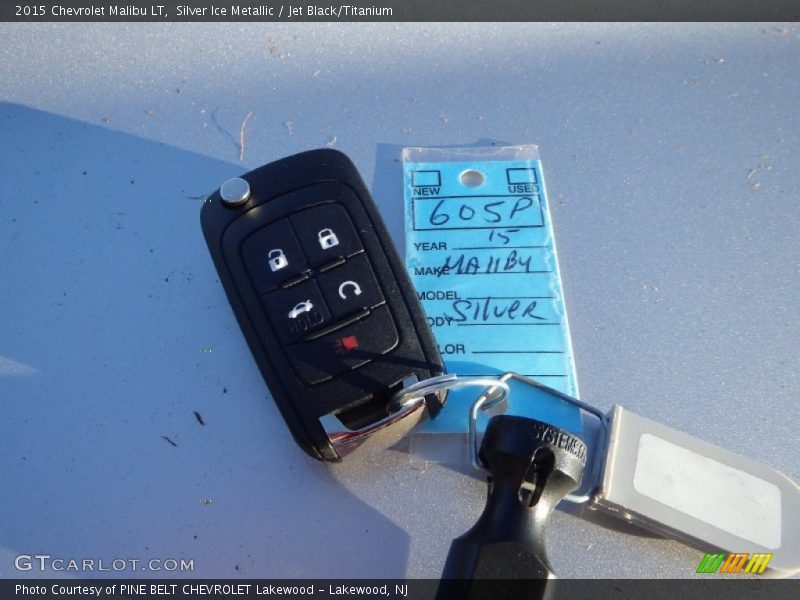 Silver Ice Metallic / Jet Black/Titanium 2015 Chevrolet Malibu LT