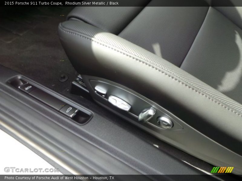 Controls of 2015 911 Turbo Coupe