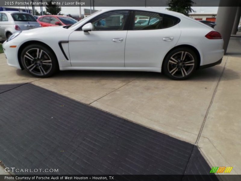 White / Luxor Beige 2015 Porsche Panamera