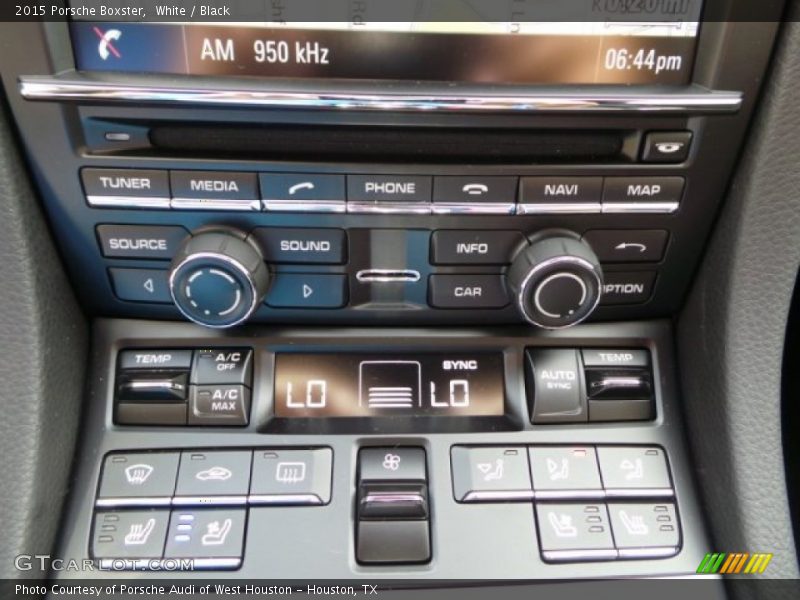 Controls of 2015 Boxster 