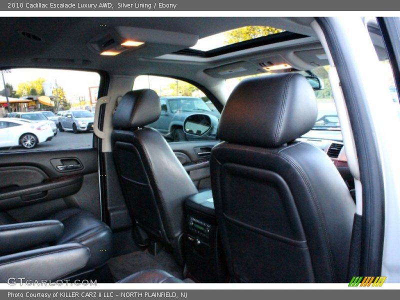 Silver Lining / Ebony 2010 Cadillac Escalade Luxury AWD