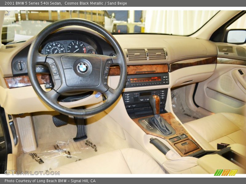 Cosmos Black Metallic / Sand Beige 2001 BMW 5 Series 540i Sedan