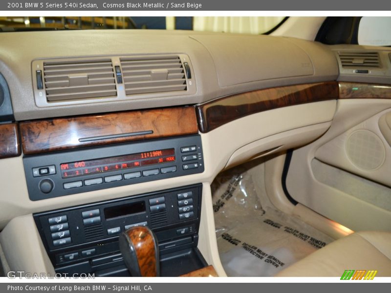 Cosmos Black Metallic / Sand Beige 2001 BMW 5 Series 540i Sedan