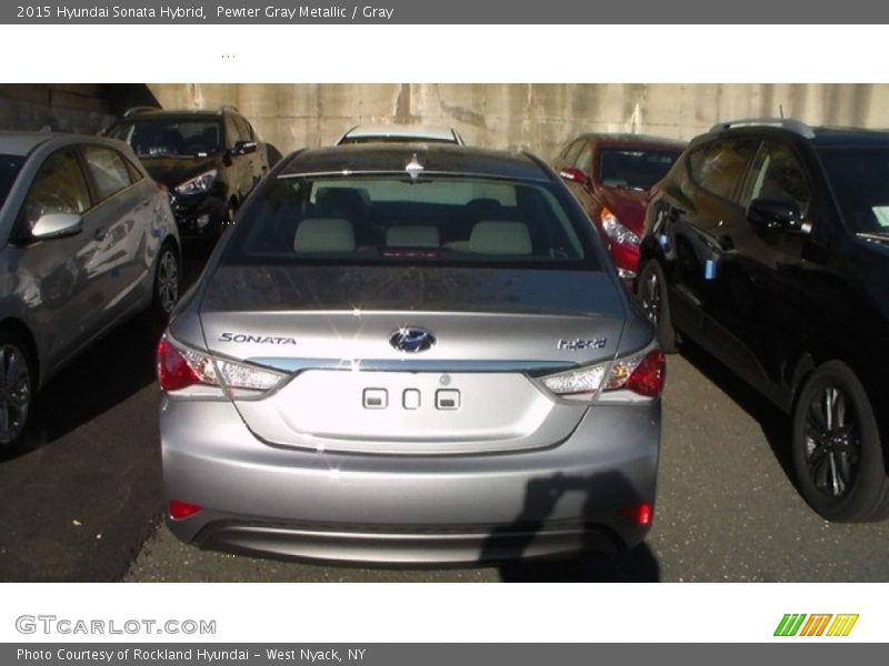 Pewter Gray Metallic / Gray 2015 Hyundai Sonata Hybrid