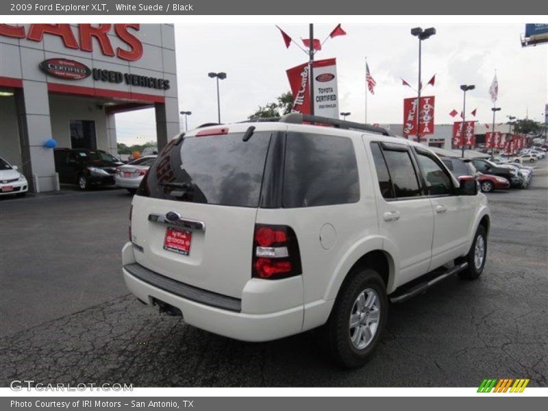 White Suede / Black 2009 Ford Explorer XLT