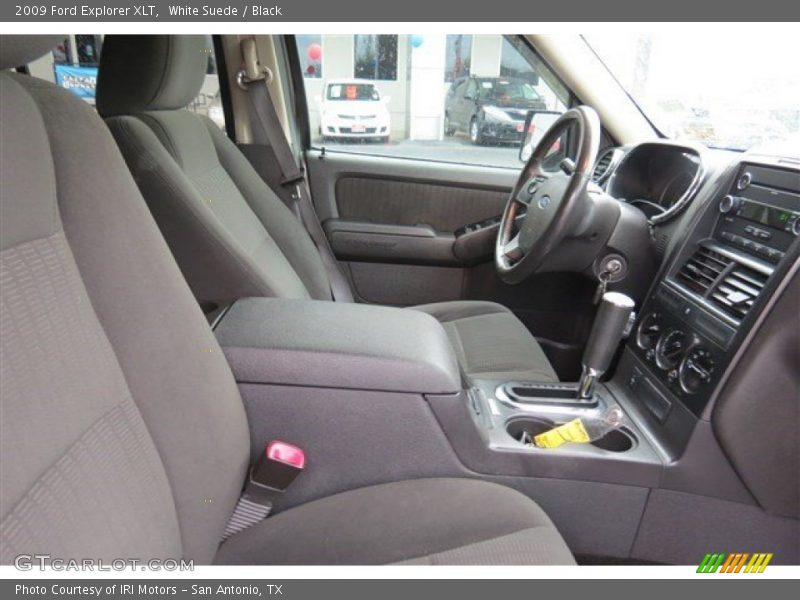 White Suede / Black 2009 Ford Explorer XLT