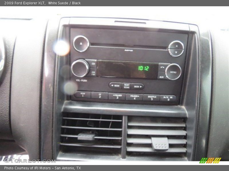 White Suede / Black 2009 Ford Explorer XLT