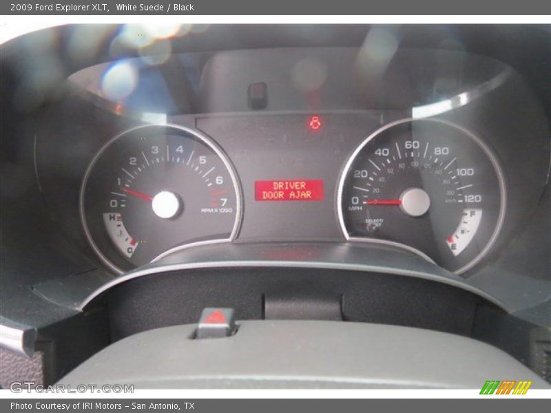 White Suede / Black 2009 Ford Explorer XLT