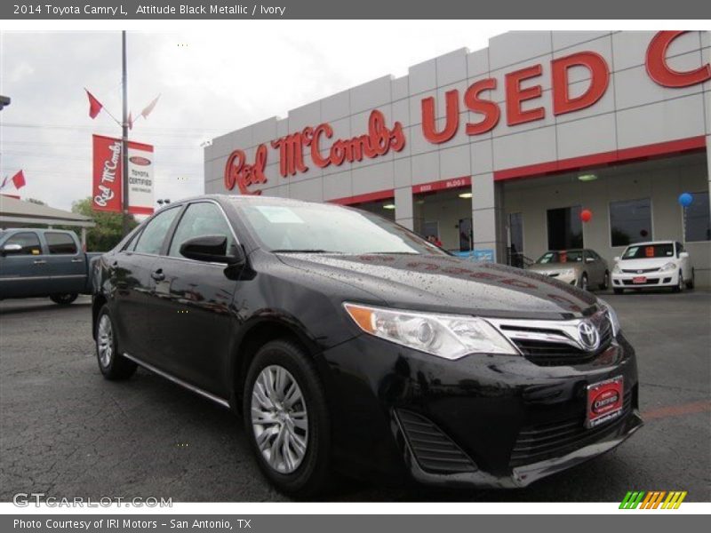 Attitude Black Metallic / Ivory 2014 Toyota Camry L