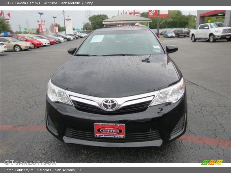 Attitude Black Metallic / Ivory 2014 Toyota Camry L
