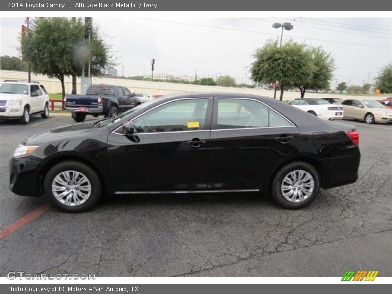 Attitude Black Metallic / Ivory 2014 Toyota Camry L