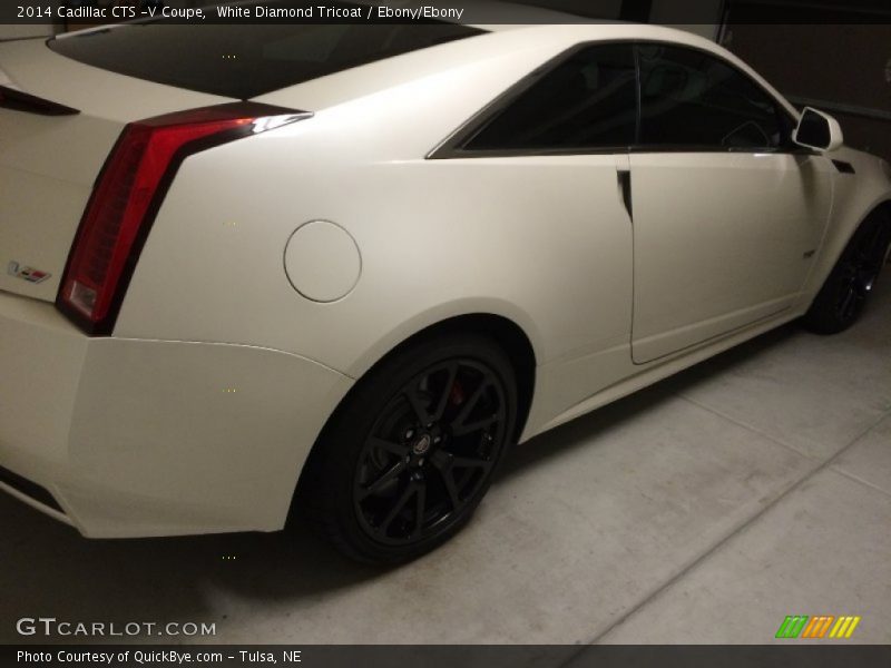 White Diamond Tricoat / Ebony/Ebony 2014 Cadillac CTS -V Coupe