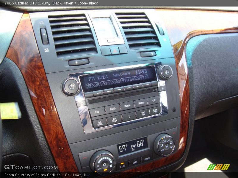 Black Raven / Ebony Black 2006 Cadillac DTS Luxury