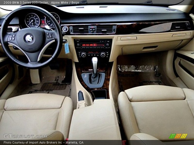 Dashboard of 2009 3 Series 335i Sedan