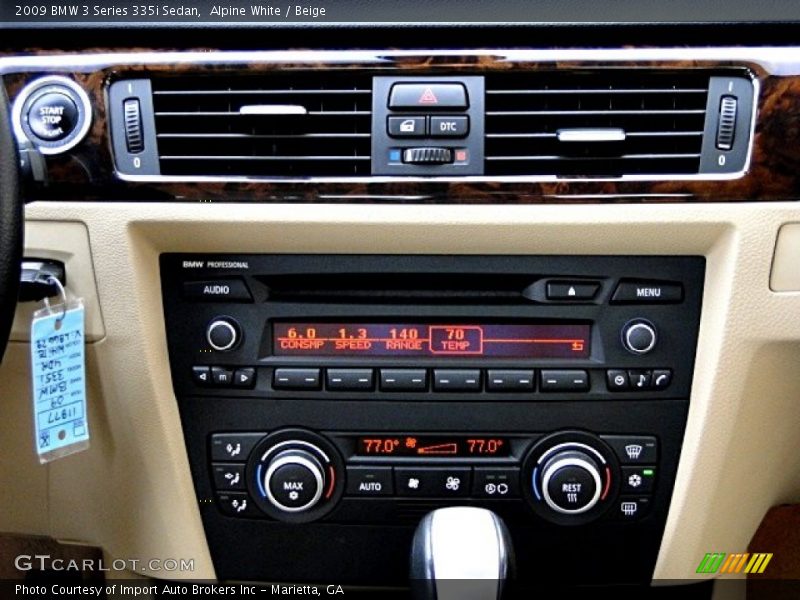 Controls of 2009 3 Series 335i Sedan