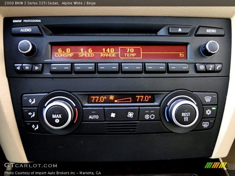 Controls of 2009 3 Series 335i Sedan