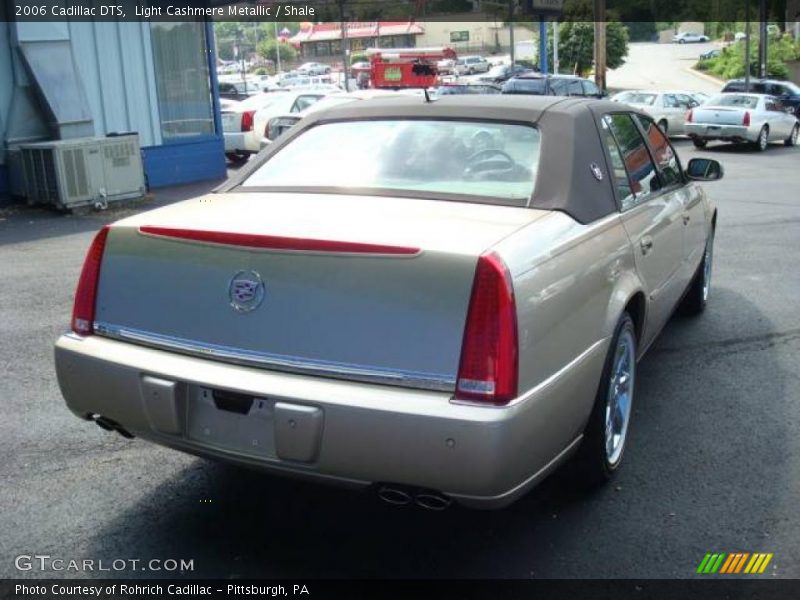 Light Cashmere Metallic / Shale 2006 Cadillac DTS