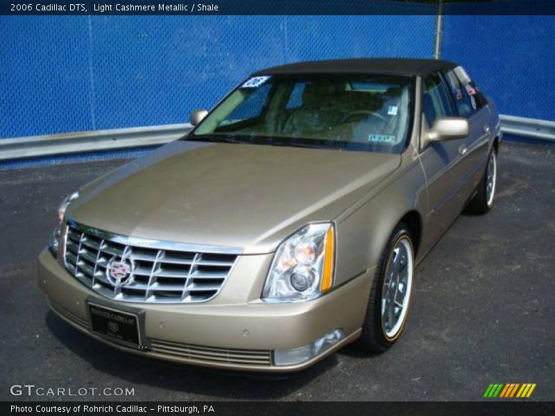 Light Cashmere Metallic / Shale 2006 Cadillac DTS