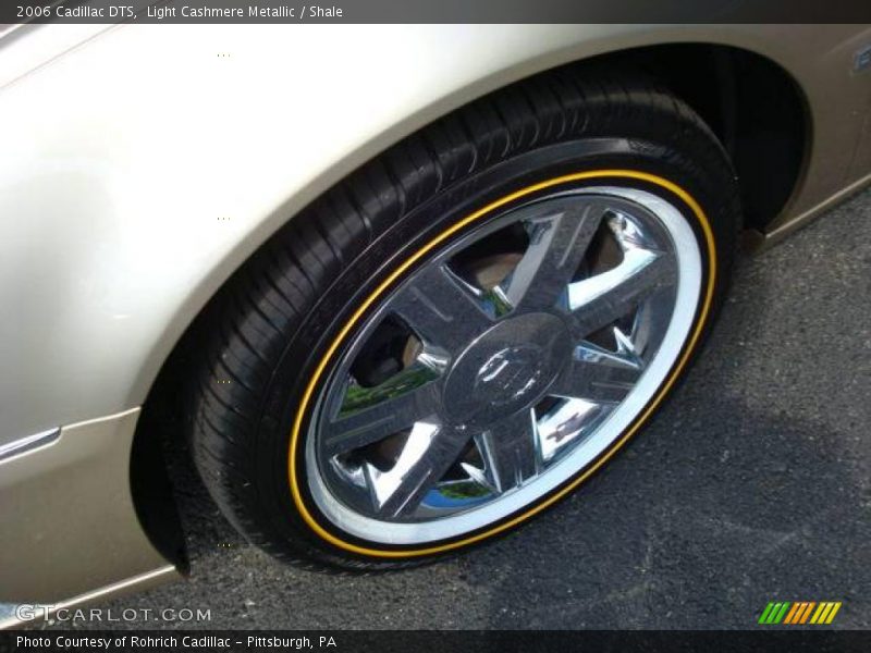 Light Cashmere Metallic / Shale 2006 Cadillac DTS
