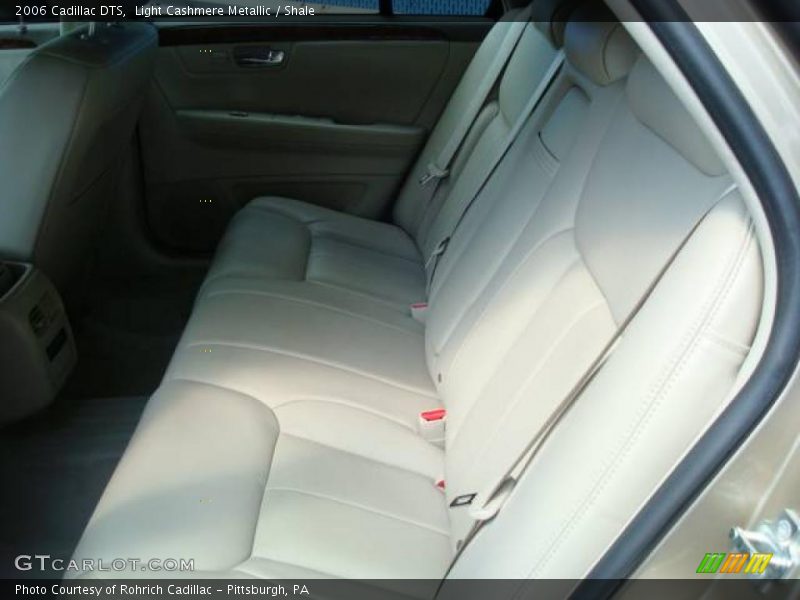 Light Cashmere Metallic / Shale 2006 Cadillac DTS