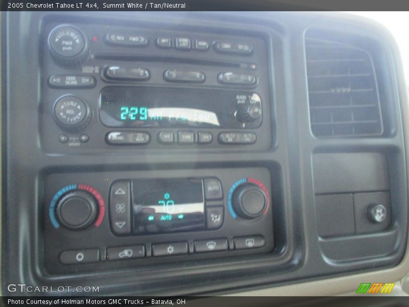 Summit White / Tan/Neutral 2005 Chevrolet Tahoe LT 4x4