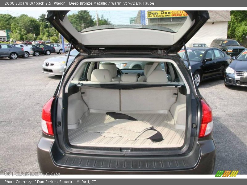 Deep Bronze Metallic / Warm Ivory/Dark Taupe 2008 Subaru Outback 2.5i Wagon