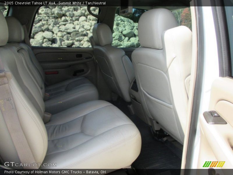 Summit White / Tan/Neutral 2005 Chevrolet Tahoe LT 4x4