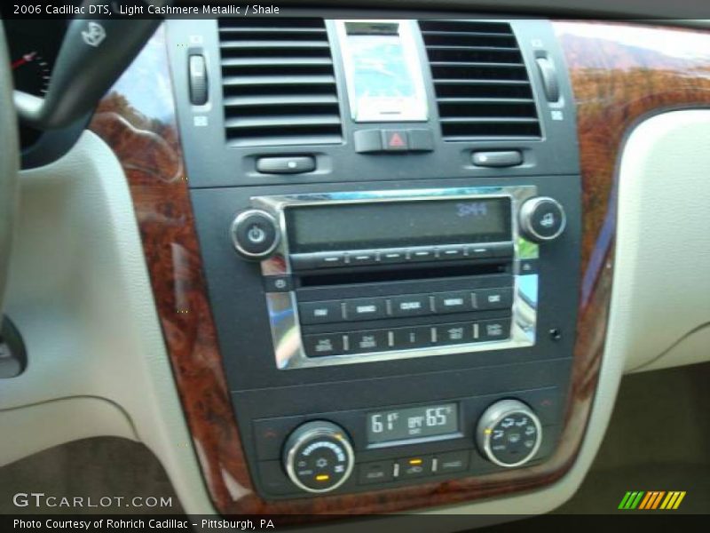Light Cashmere Metallic / Shale 2006 Cadillac DTS