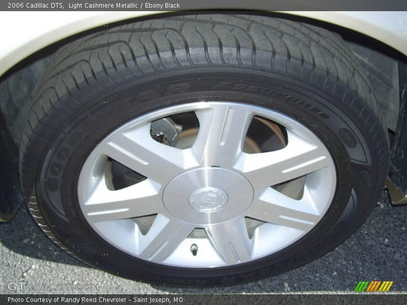 Light Cashmere Metallic / Ebony Black 2006 Cadillac DTS