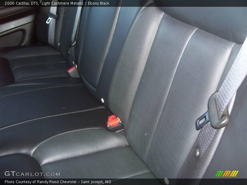 Light Cashmere Metallic / Ebony Black 2006 Cadillac DTS