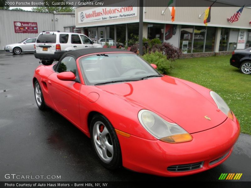 Guards Red / Graphite Grey 2000 Porsche Boxster S