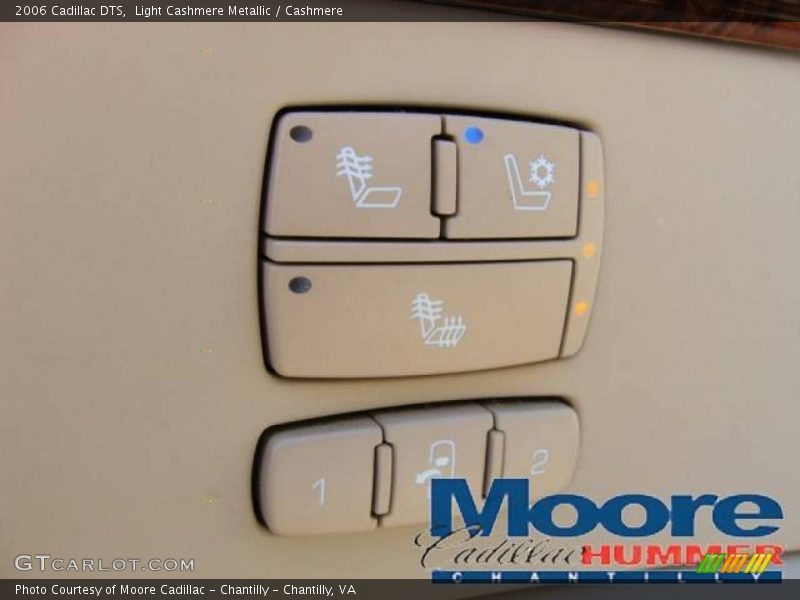 Light Cashmere Metallic / Cashmere 2006 Cadillac DTS