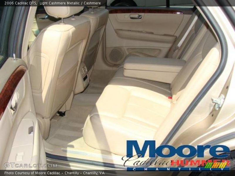 Light Cashmere Metallic / Cashmere 2006 Cadillac DTS