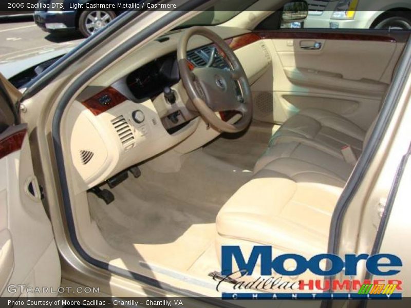 Light Cashmere Metallic / Cashmere 2006 Cadillac DTS