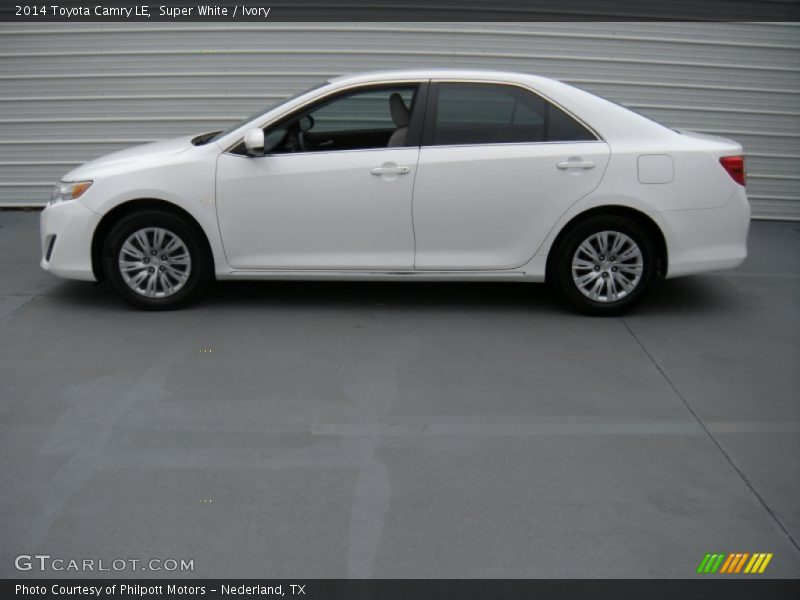 Super White / Ivory 2014 Toyota Camry LE