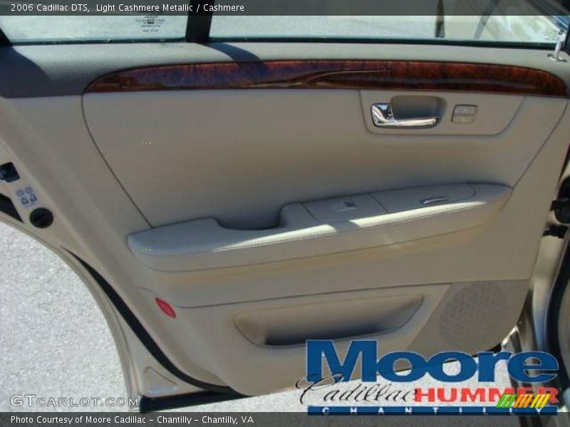 Light Cashmere Metallic / Cashmere 2006 Cadillac DTS
