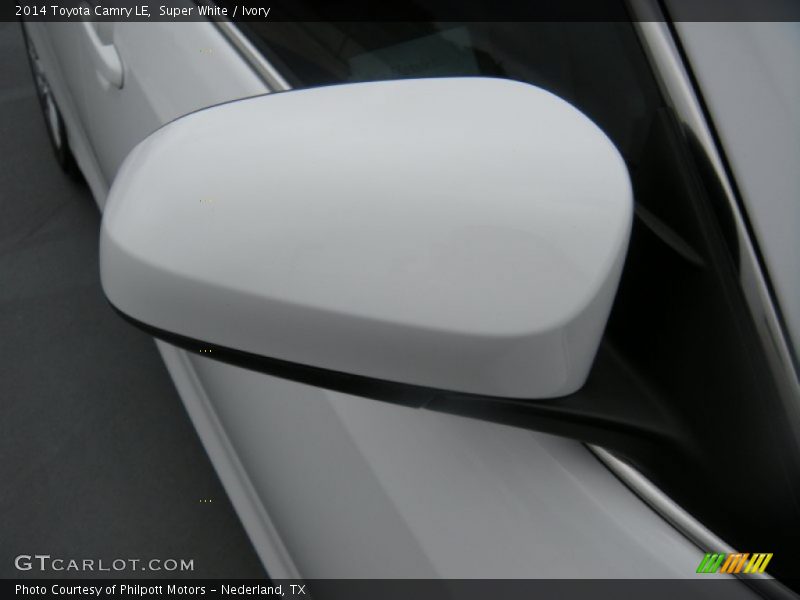 Super White / Ivory 2014 Toyota Camry LE