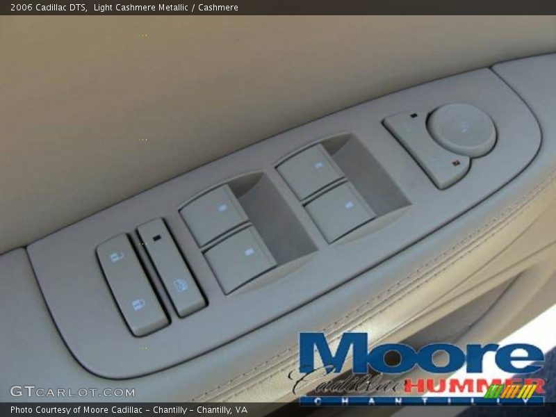 Light Cashmere Metallic / Cashmere 2006 Cadillac DTS