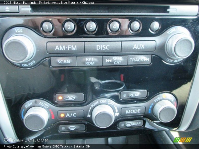 Arctic Blue Metallic / Charcoal 2013 Nissan Pathfinder SV 4x4
