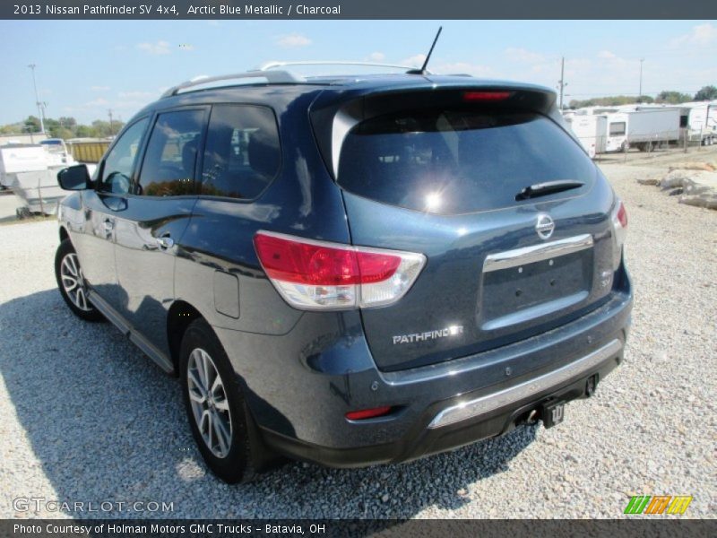 Arctic Blue Metallic / Charcoal 2013 Nissan Pathfinder SV 4x4