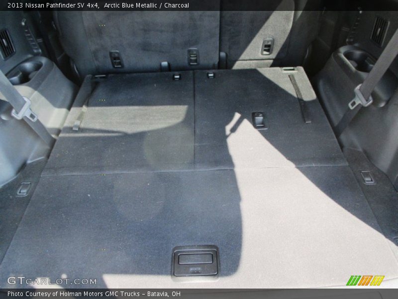Arctic Blue Metallic / Charcoal 2013 Nissan Pathfinder SV 4x4