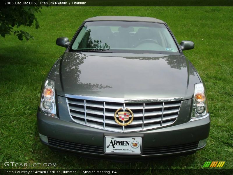 Titanium Metallic / Titanium 2006 Cadillac DTS