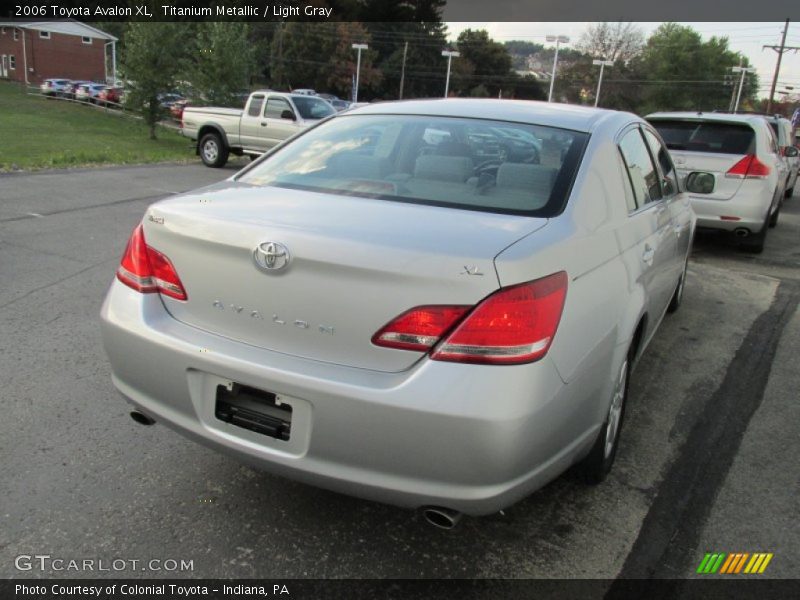 Titanium Metallic / Light Gray 2006 Toyota Avalon XL