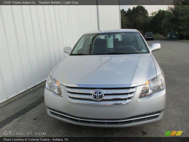 Titanium Metallic / Light Gray 2006 Toyota Avalon XL